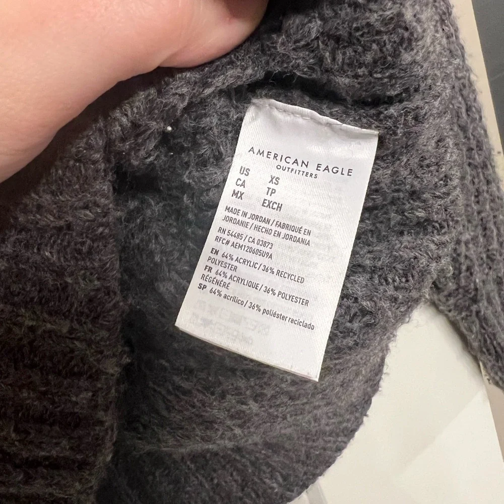 Cozy oversized v-neck sweater - Picture 4 of 5